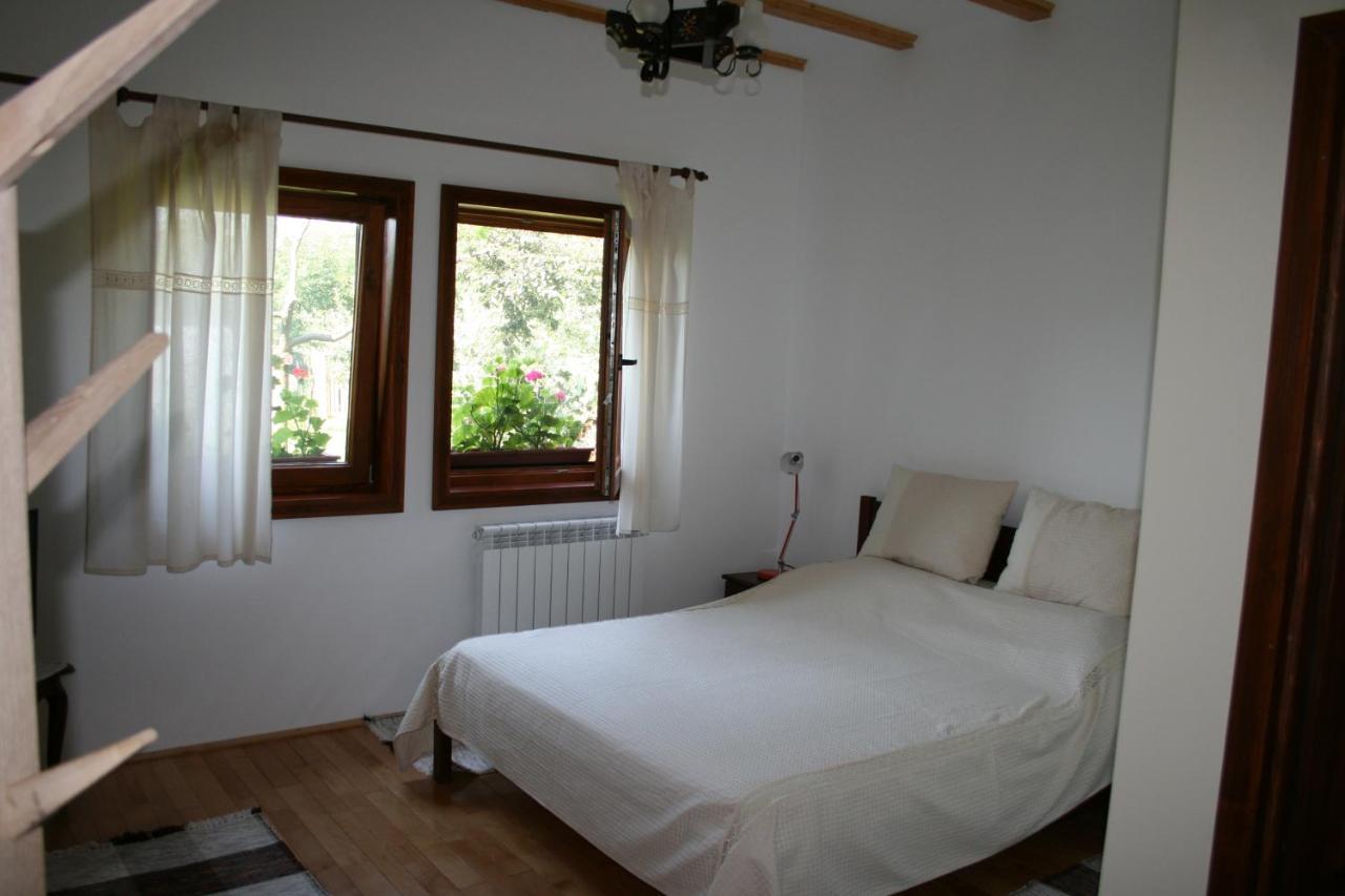 Albinuta Guesthouse Ozun Dış mekan fotoğraf
